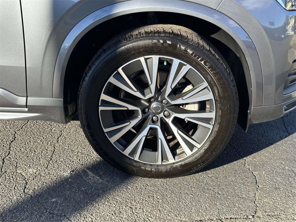 Used 2020 Volvo XC90 T6 Momentum image 25