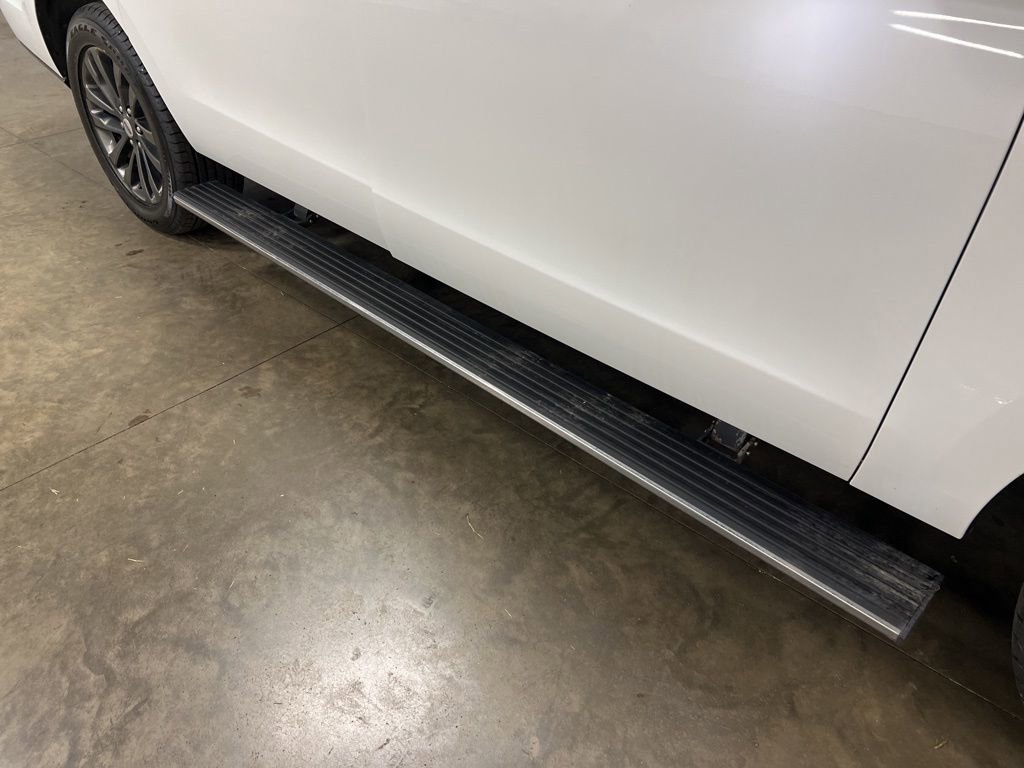 Used 2021 Ford Expedition Max Limited image 22