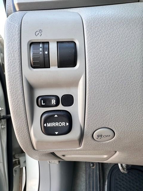 Used 2010 Subaru Forester 2.5X Premium image 20