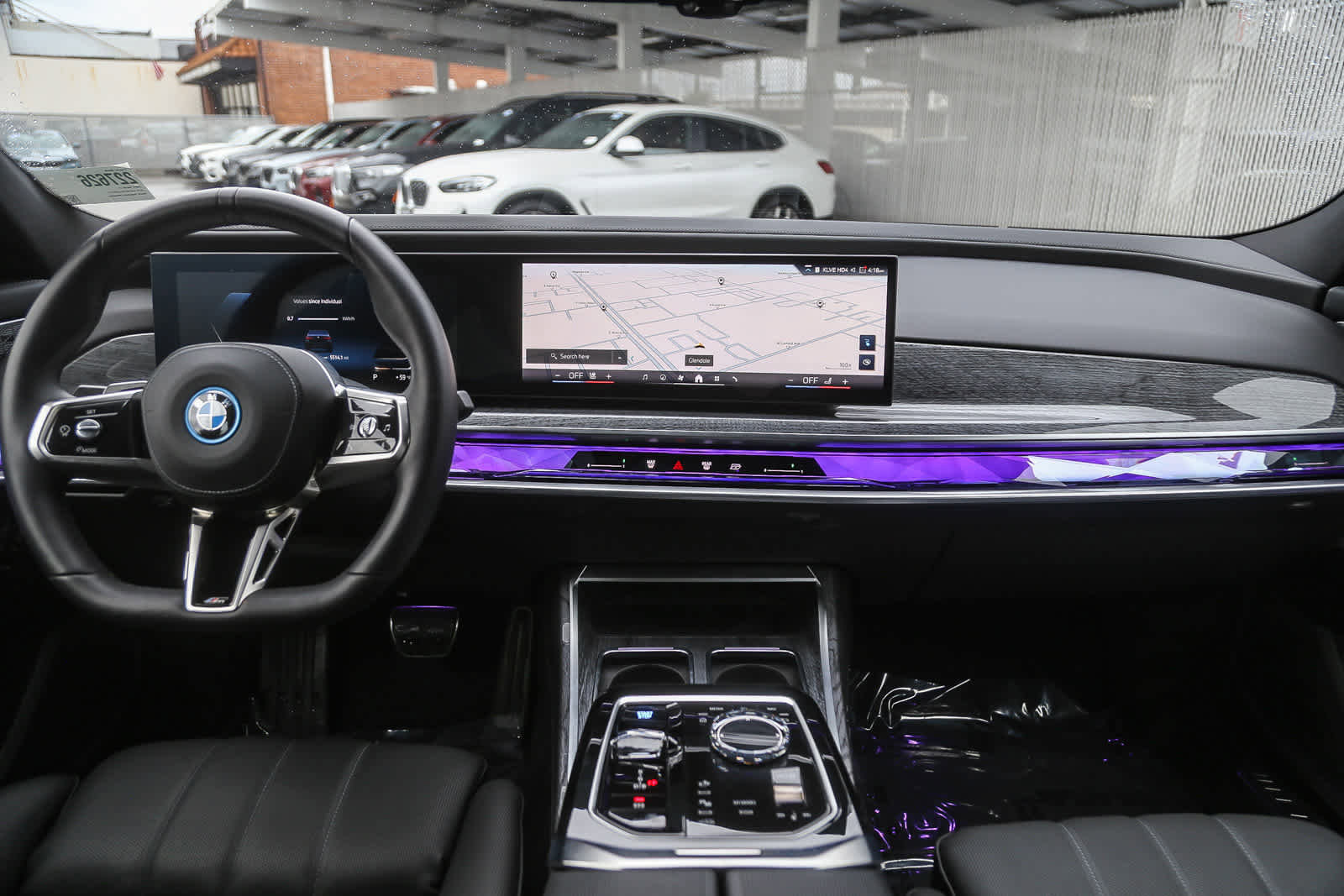 Used 2025 BMW i7 eDrive50 w/ M Sport Package image 9