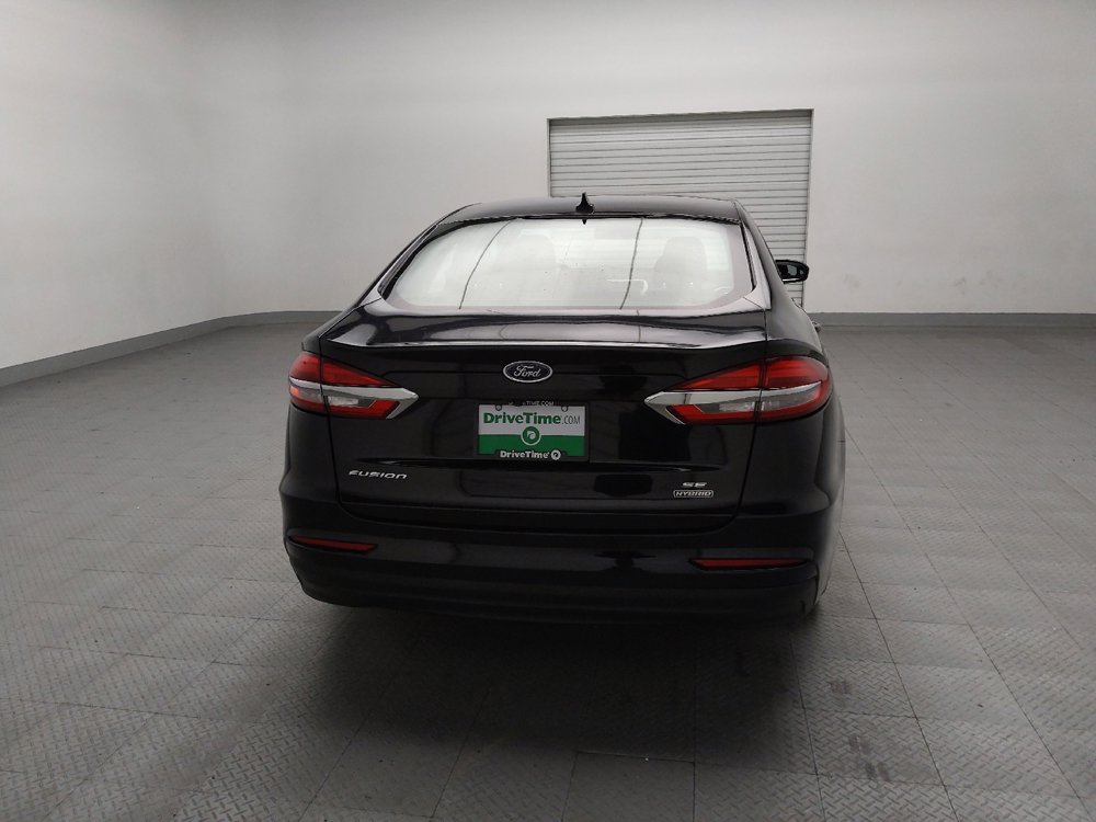 Used 2020 Ford Fusion SE image 7