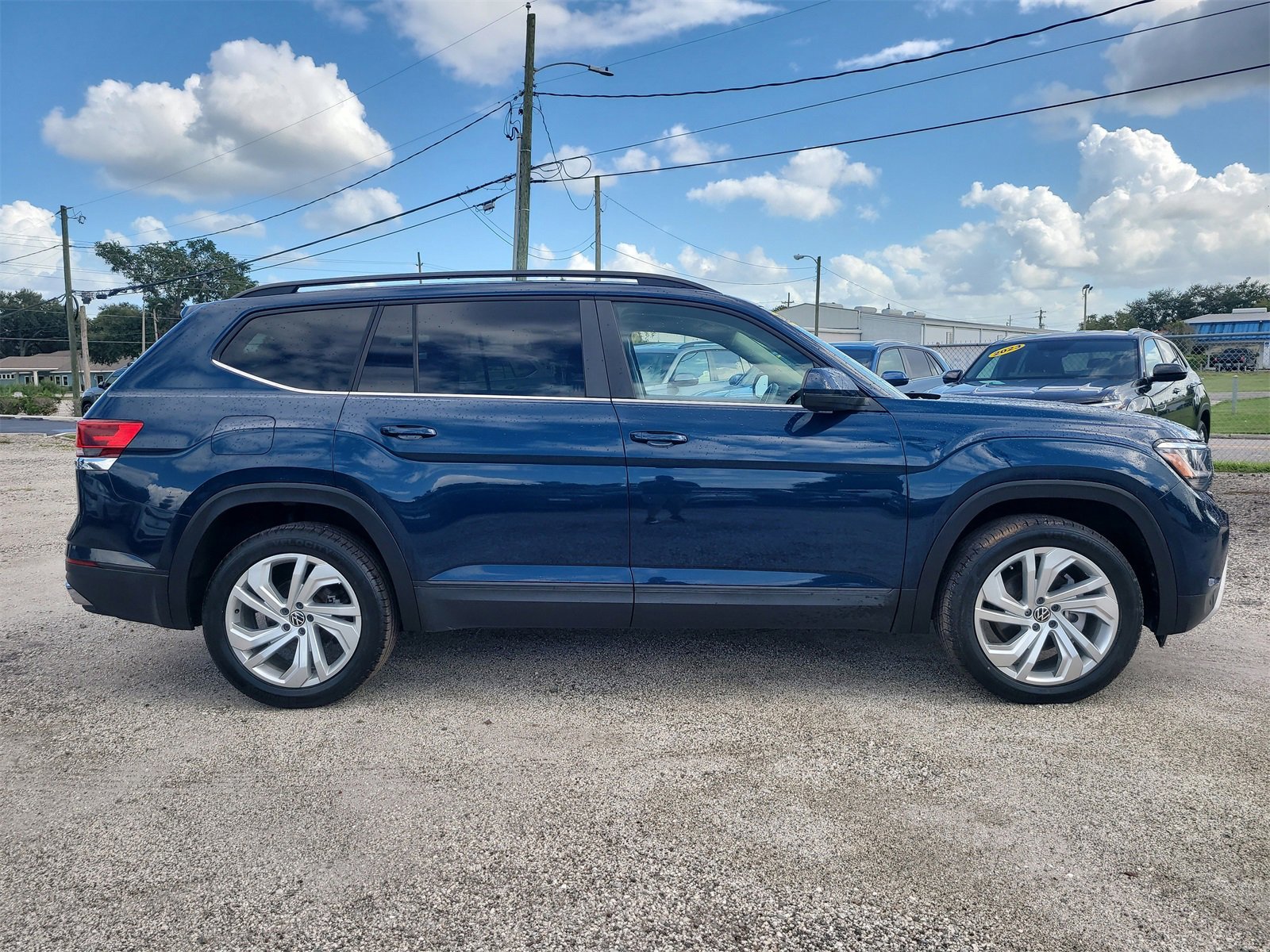 Used 2021 Volkswagen Atlas SE image 5