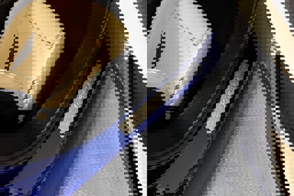 Certified 2025 Ferrari 296 GTS image 25