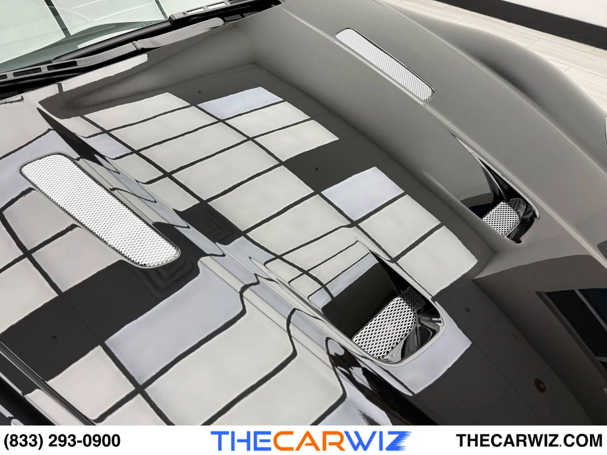 Used 2012 Aston Martin DBS Coupe image 4