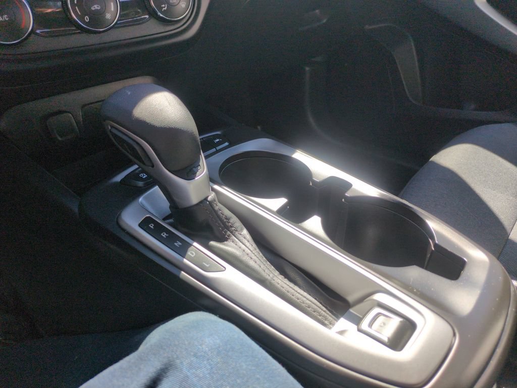 Used 2026 Chevrolet Trax LS FWD image 23