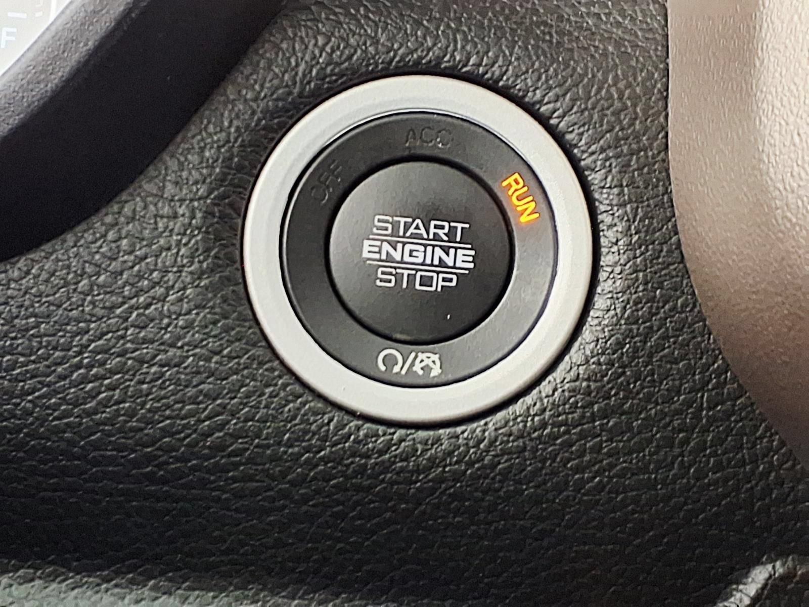 Used 2020 RAM 1500 Laramie AWD/4WD image 19