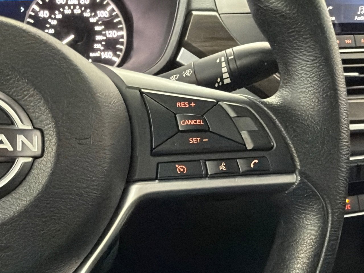 Used 2024 Nissan Altima 2.5 SV image 18