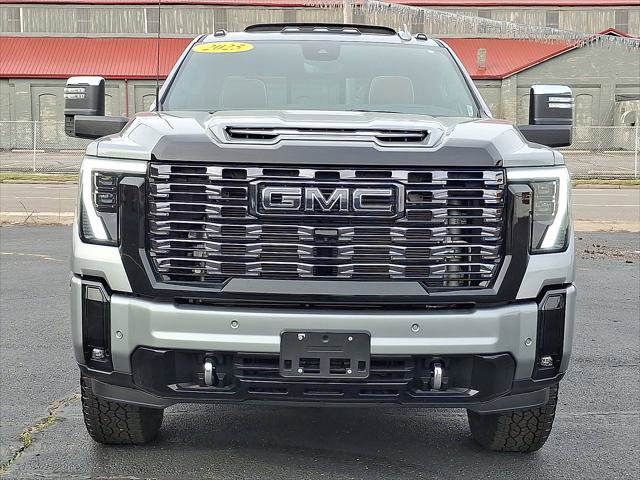 Used 2025 GMC Sierra 2500 Denali Ultimate image 21