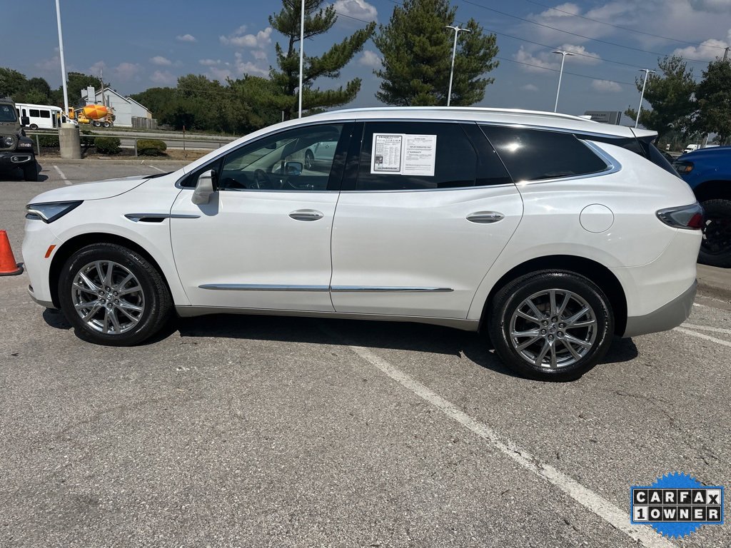 Used 2024 Buick Enclave Essence w/ Experience Buick Package image 19