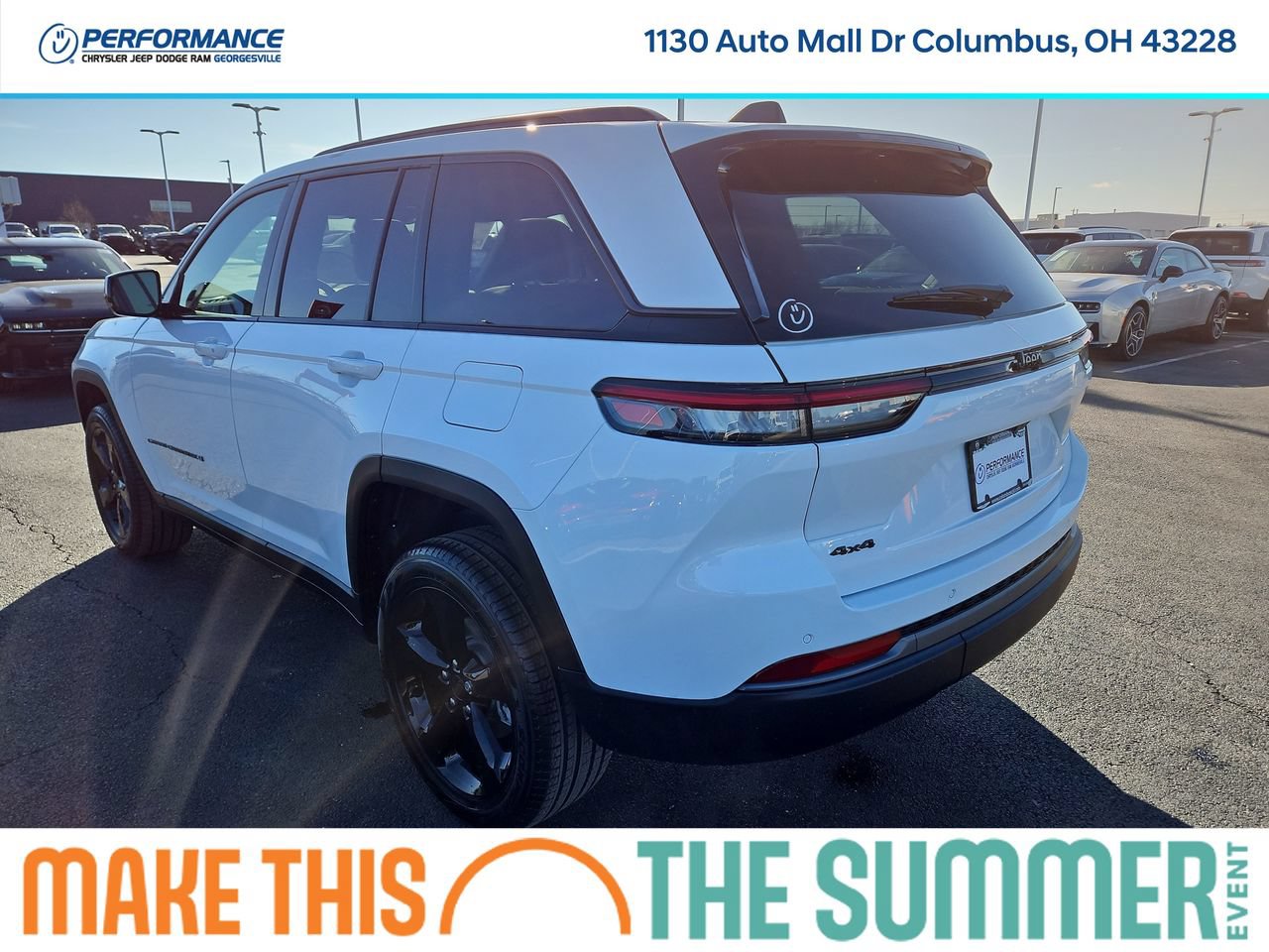 New 2026 Jeep Grand Cherokee Limited w/ Limited Altitude Package AWD/4WD image 5