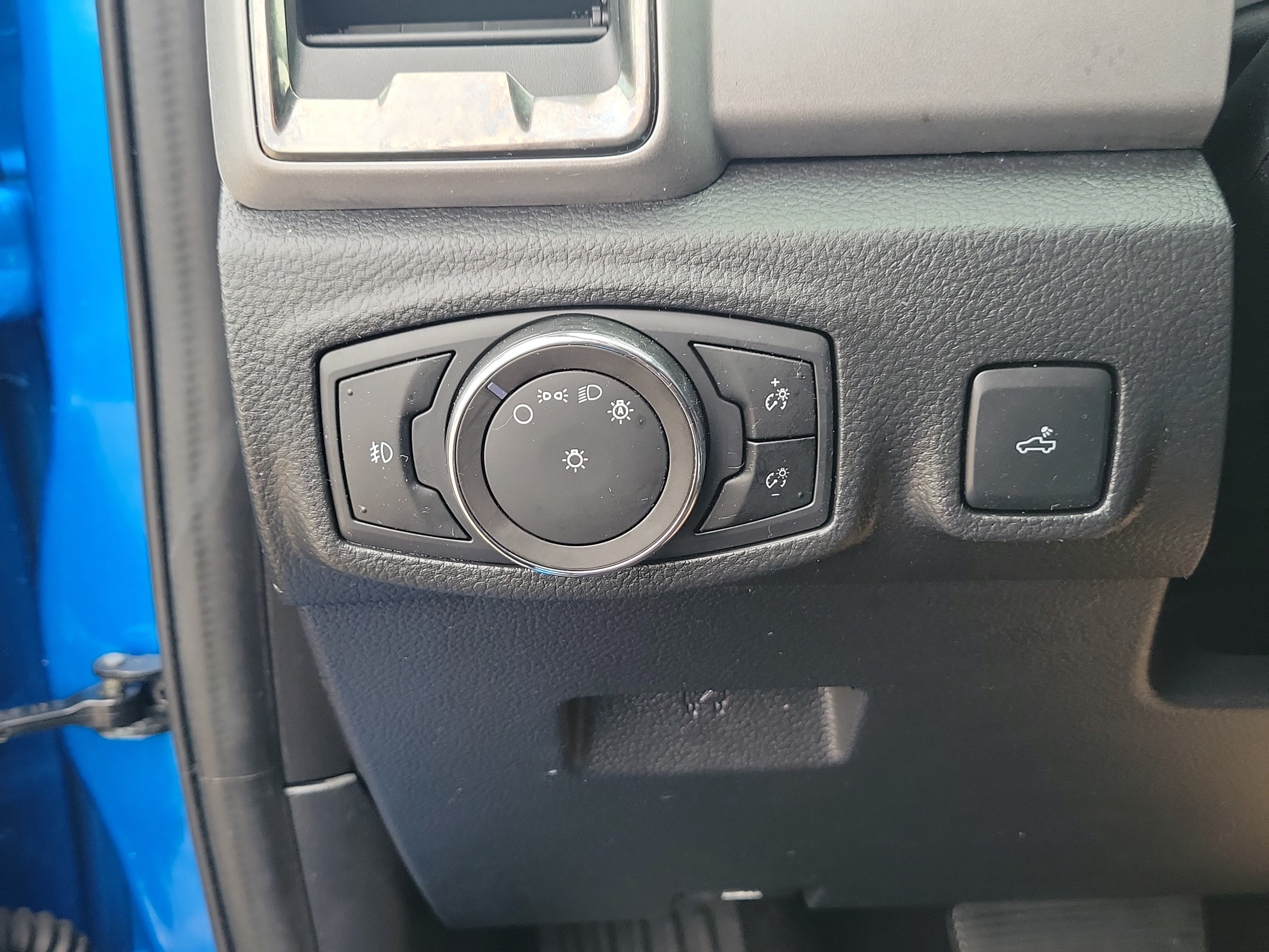 Used 2023 Ford Ranger XLT w/ Equipment Group 301A Mid AWD/4WD image 20
