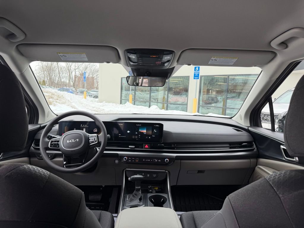 New 2026 Kia Carnival LX FWD image 23