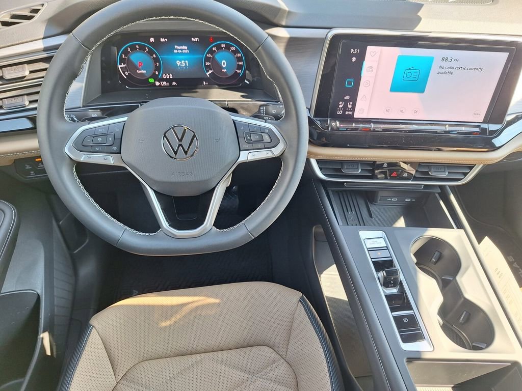 New 2026 Volkswagen Atlas Cross Sport SE image 21