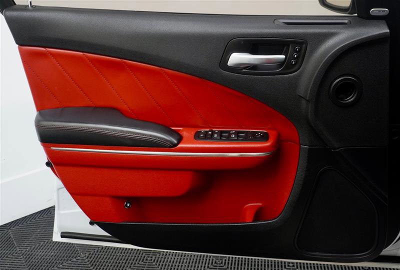 Used 2015 Dodge Charger SXT w/ Plus Group RWD image 27