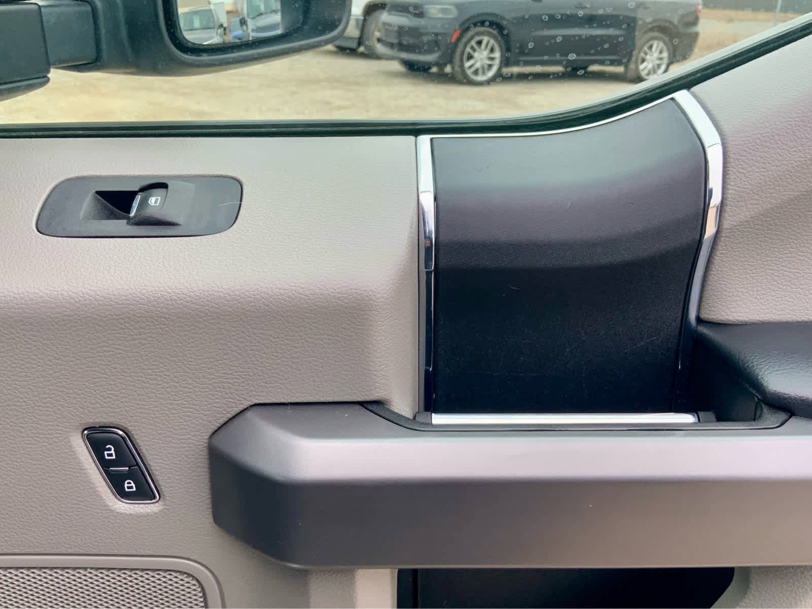 Used 2019 Ford F350 XLT w/ XLT Value Package image 47