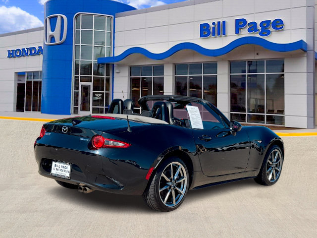 Used 2021 MAZDA MX-5 Miata Grand Touring RWD image 7