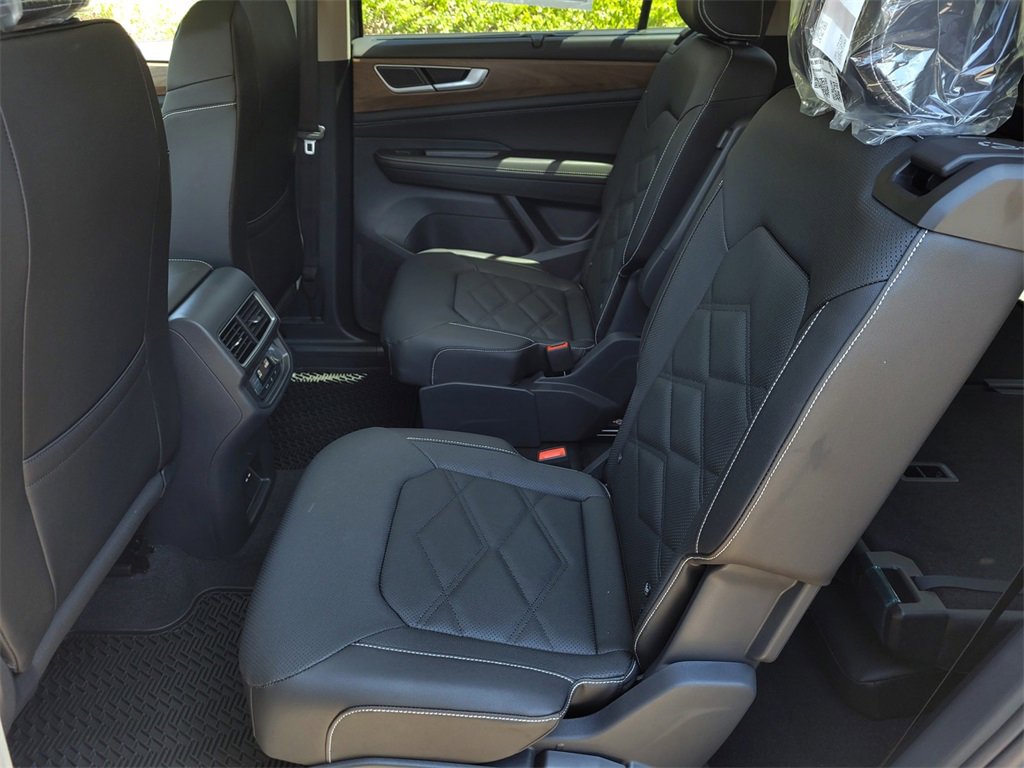 New 2026 Volkswagen Atlas SE image 5