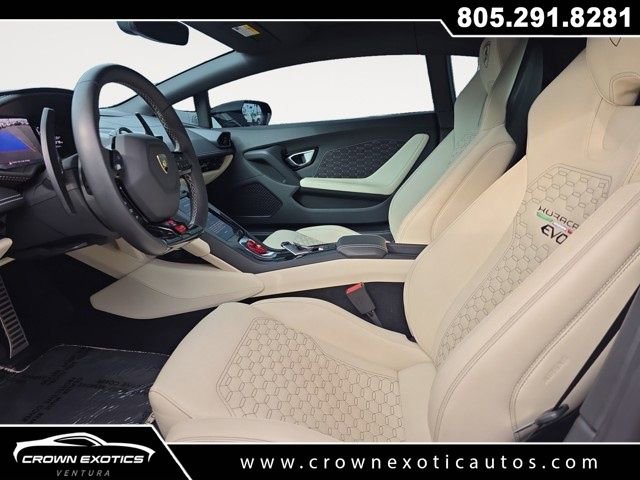 Used 2020 Lamborghini Huracan EVO image 13