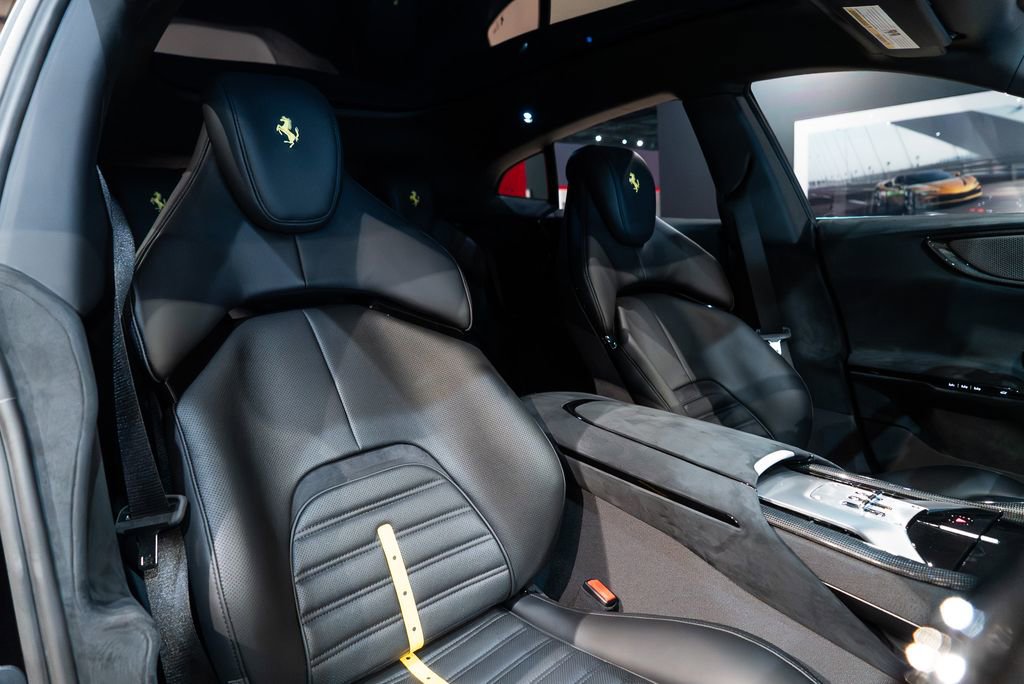 Certified 2025 Ferrari Purosangue AWD/4WD image 51