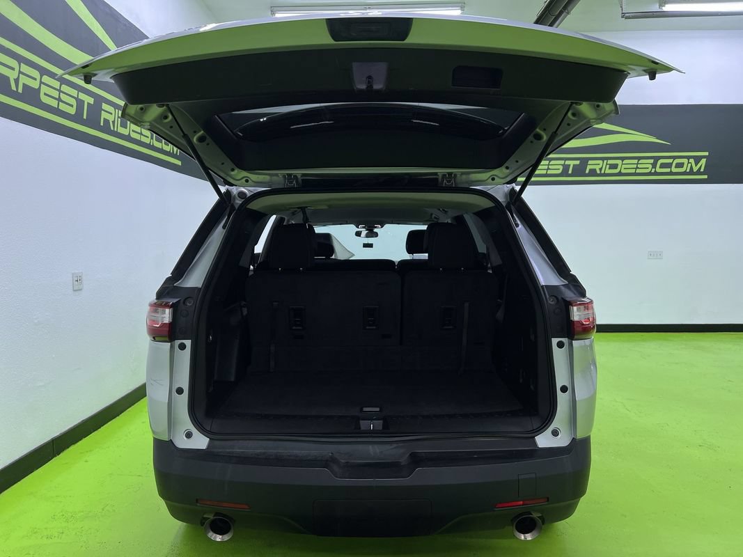 Used 2019 Chevrolet Traverse LS w/ LPO, Floor Liner Package AWD/4WD image 9