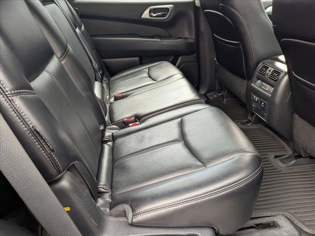 Used 2020 Nissan Pathfinder SL FWD image 21