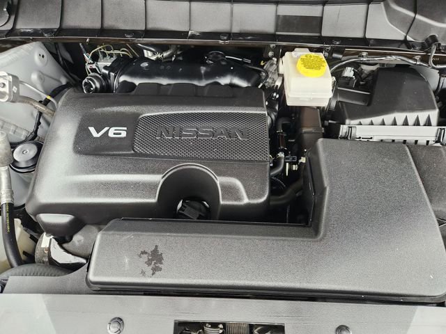 Used 2024 Nissan Pathfinder Platinum w/ Cargo Package image 27