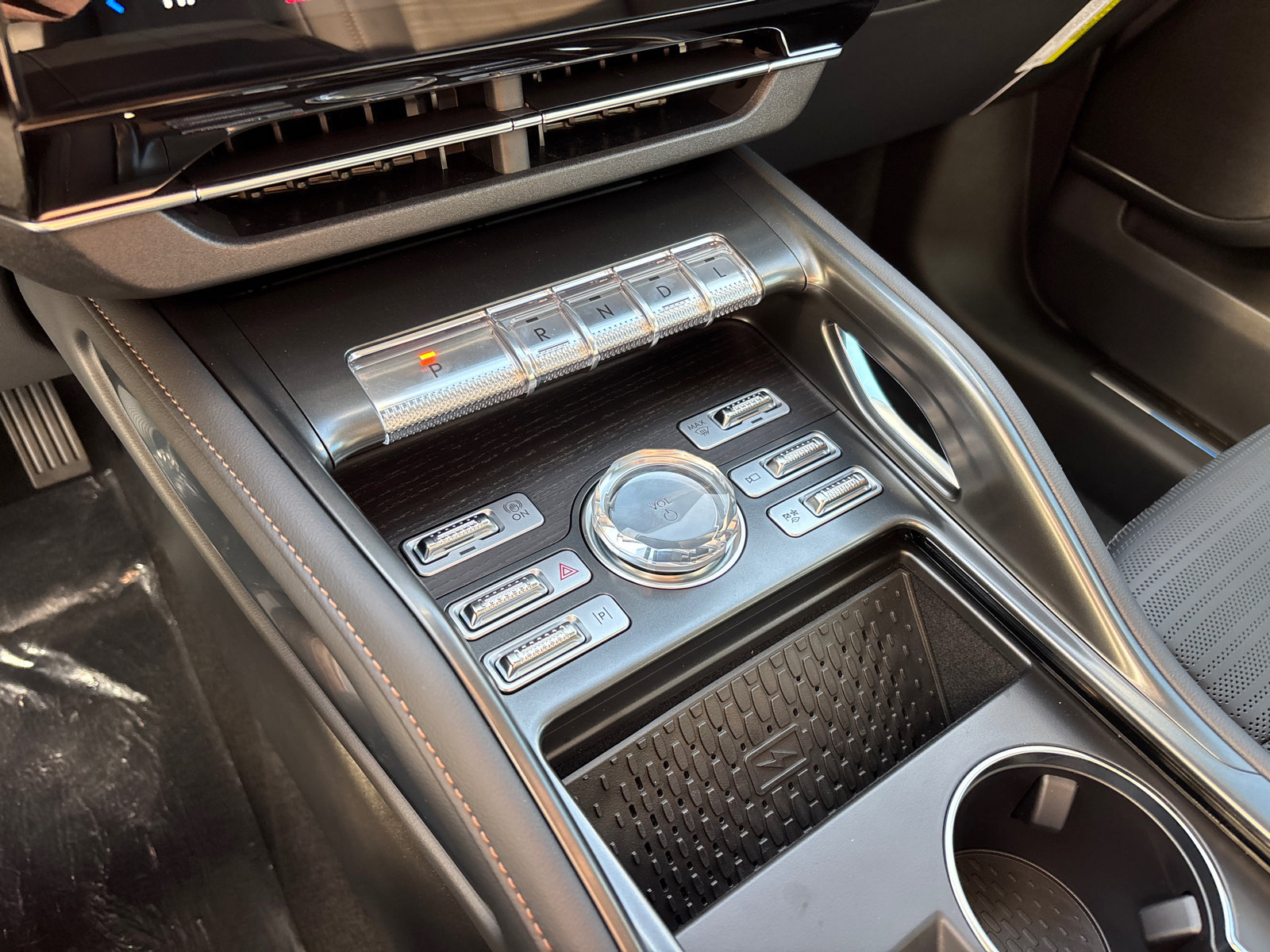 New 2026 Lincoln Nautilus Reserve image 24