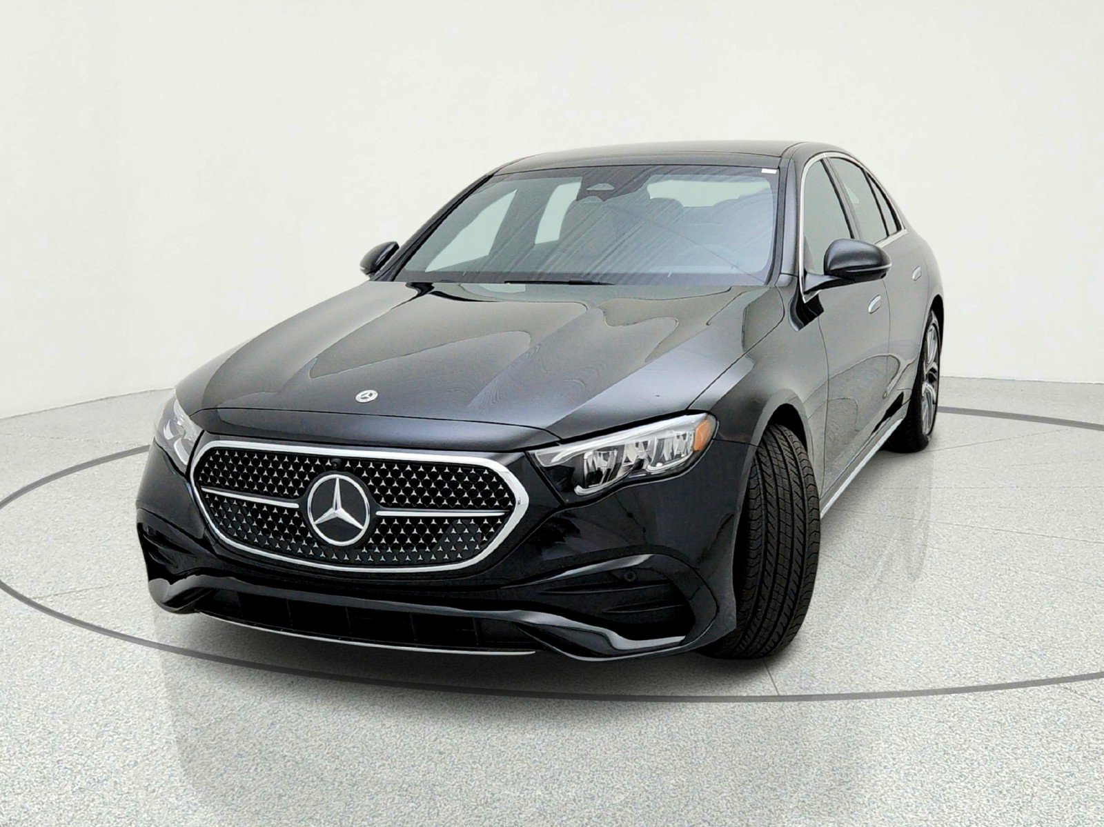 New 2026 Mercedes-Benz E 350 Sedan image 2