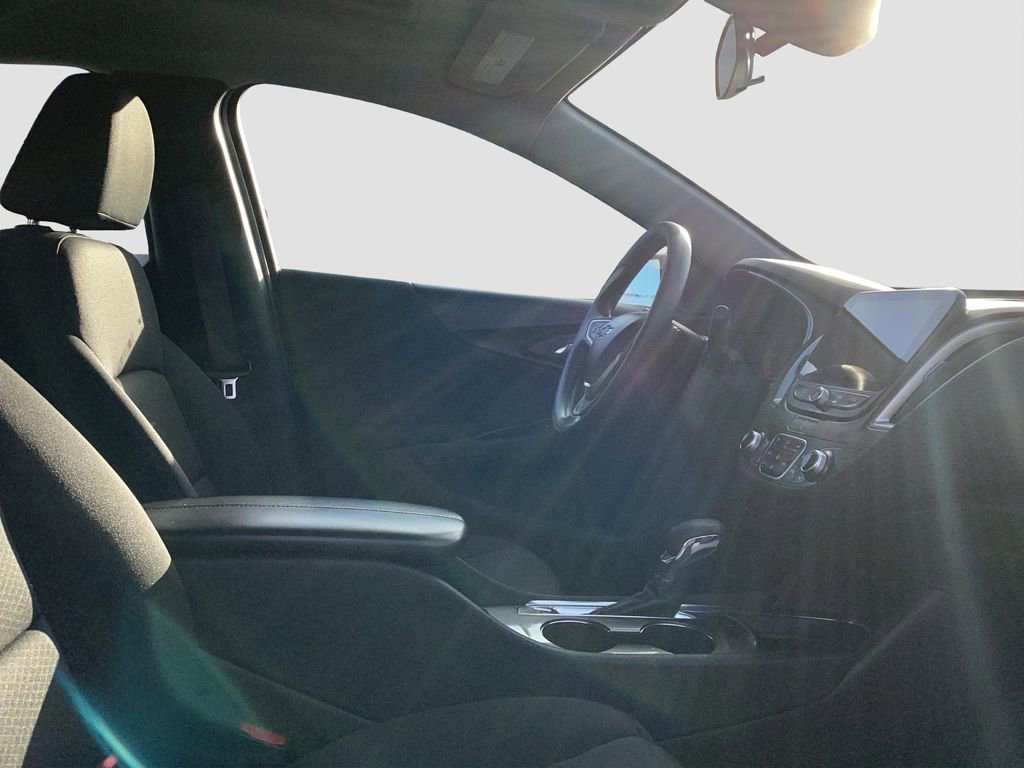 Used 2023 Chevrolet Malibu LT image 18