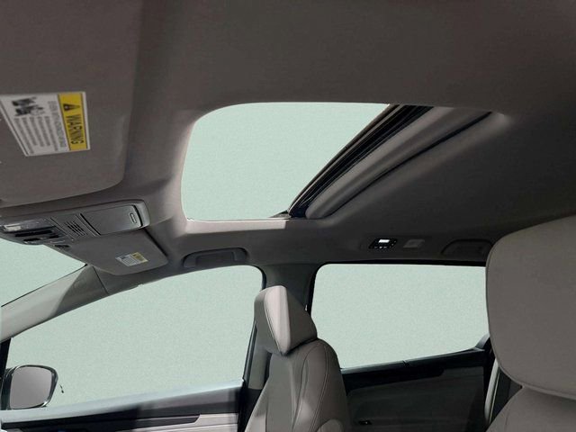 Used 2023 Honda Odyssey EX-L image 23