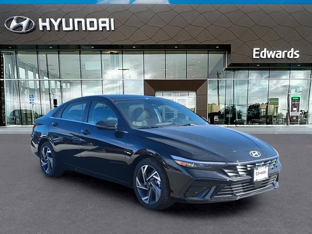 New 2026 Hyundai Elantra Limited image 8