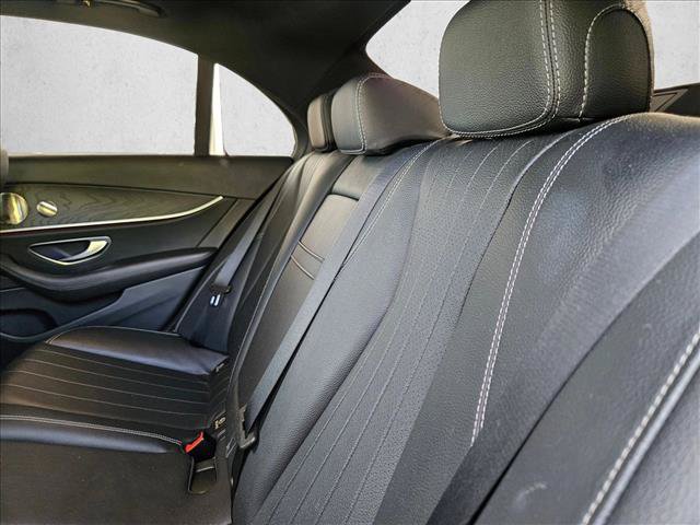 Used 2022 Mercedes-Benz E 350 4MATIC Sedan image 16