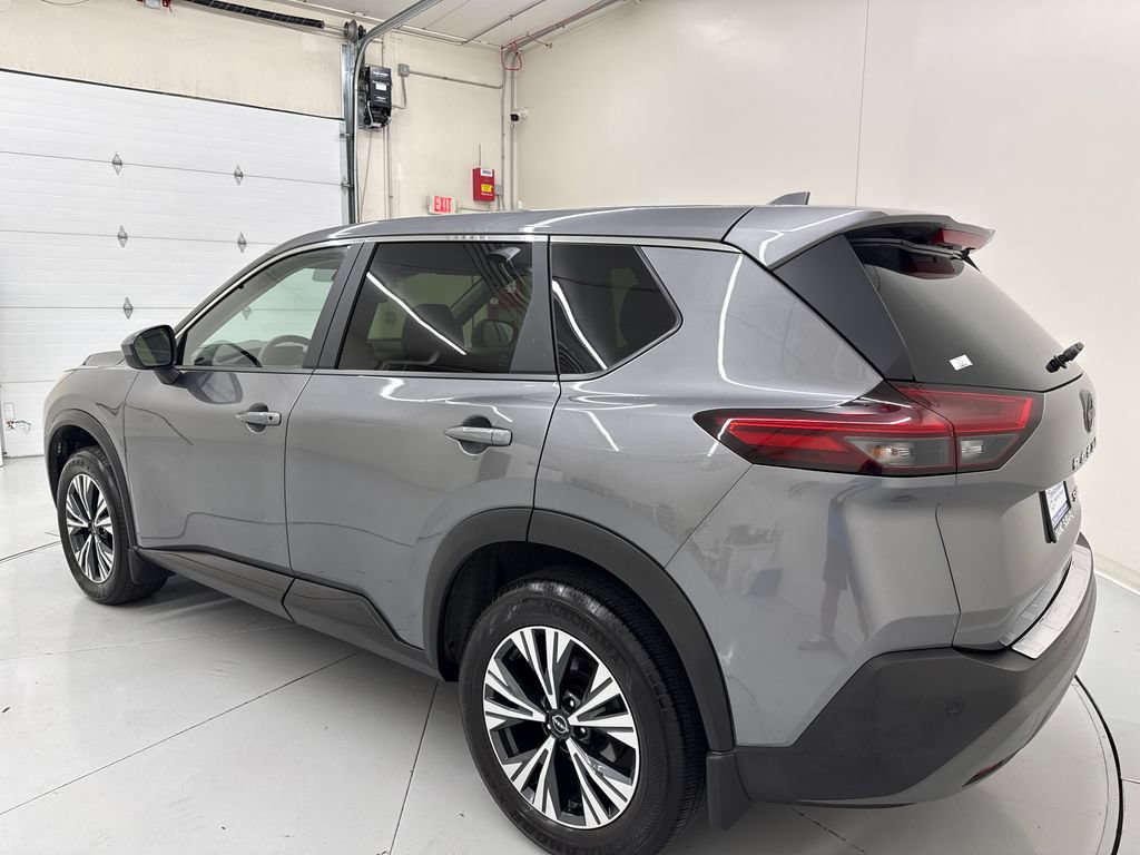 Used 2023 Nissan Rogue SV AWD/4WD image 4