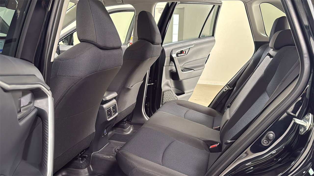 Certified 2025 Toyota RAV4 LE image 15