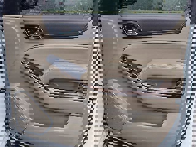 Used 2020 GMC Yukon SLT AWD/4WD image 16