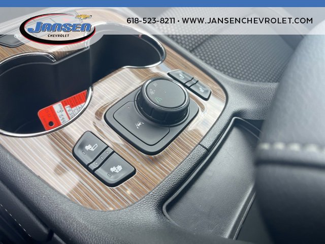 Certified 2023 GMC Acadia SLE w/ Driver Convenience Package image 27