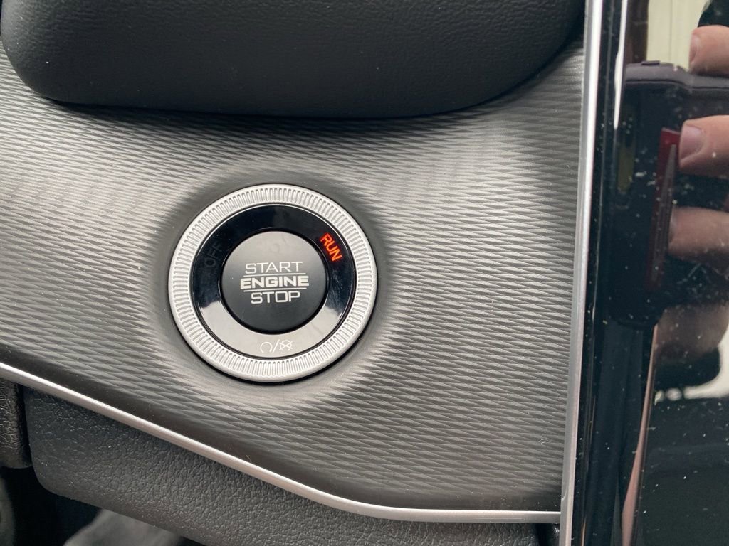 New 2025 Jeep Grand Cherokee L Altitude image 21