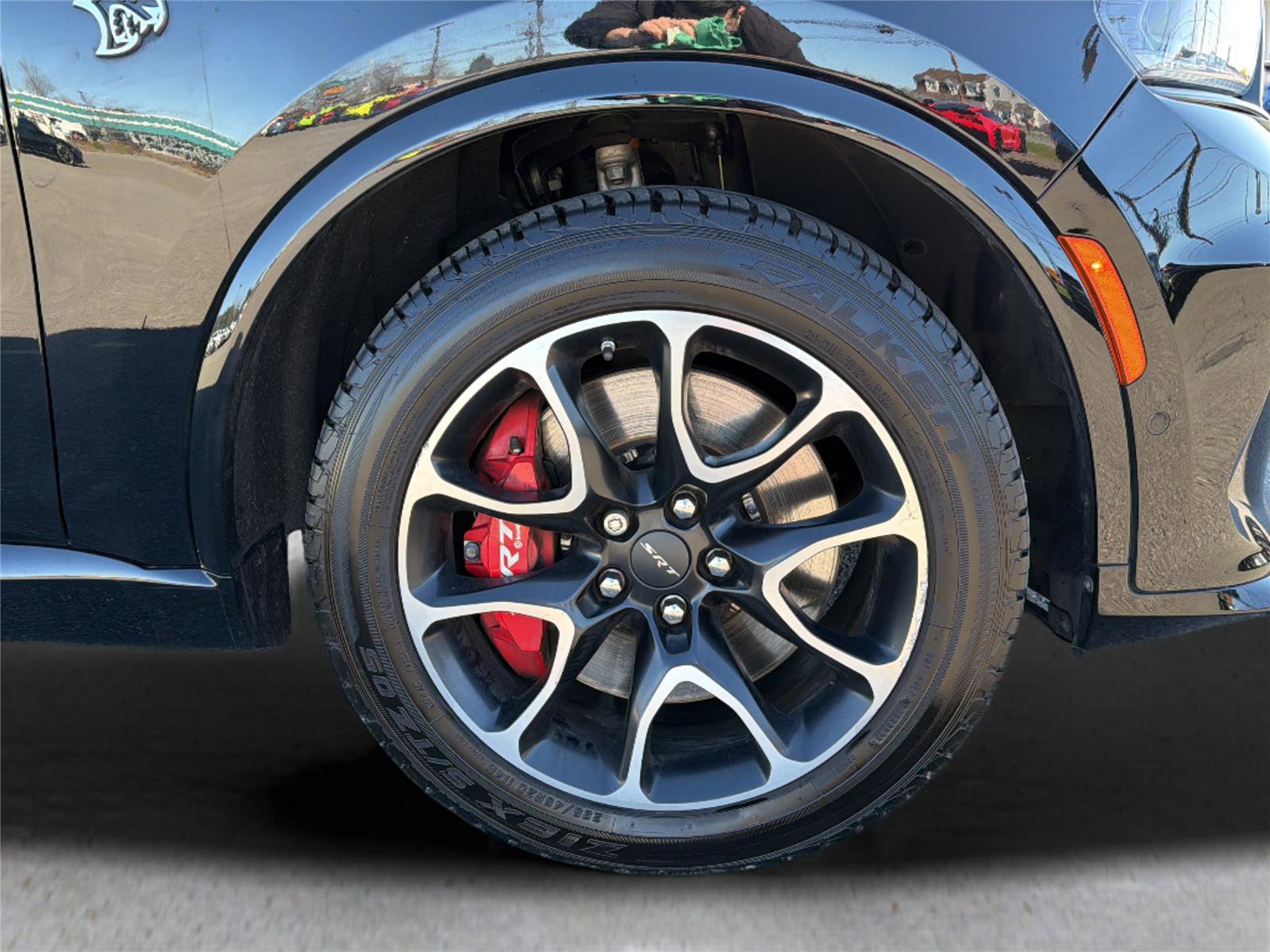 Used 2021 Dodge Durango SRT Hellcat w/ Technology Group AWD/4WD image 43