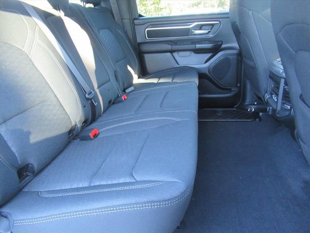 New 2026 RAM 1500 4x4 Crew Cab image 30