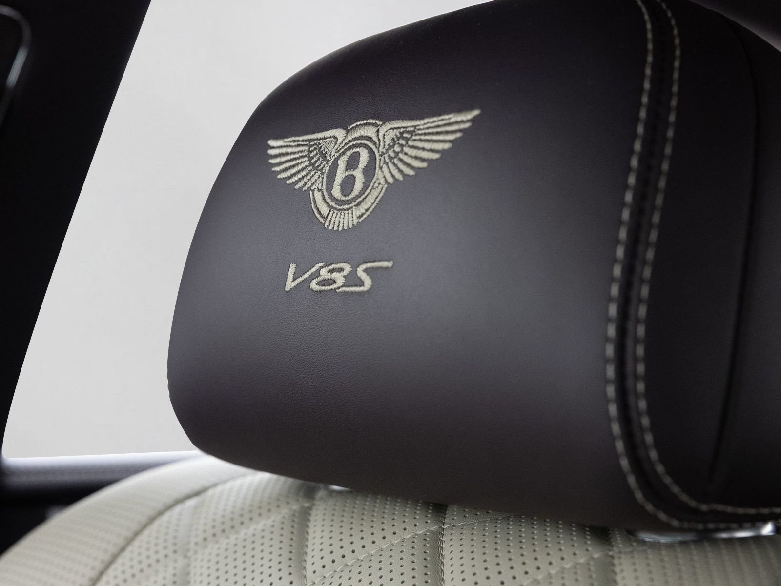 Used 2017 Bentley Flying Spur S V8 AWD/4WD image 29