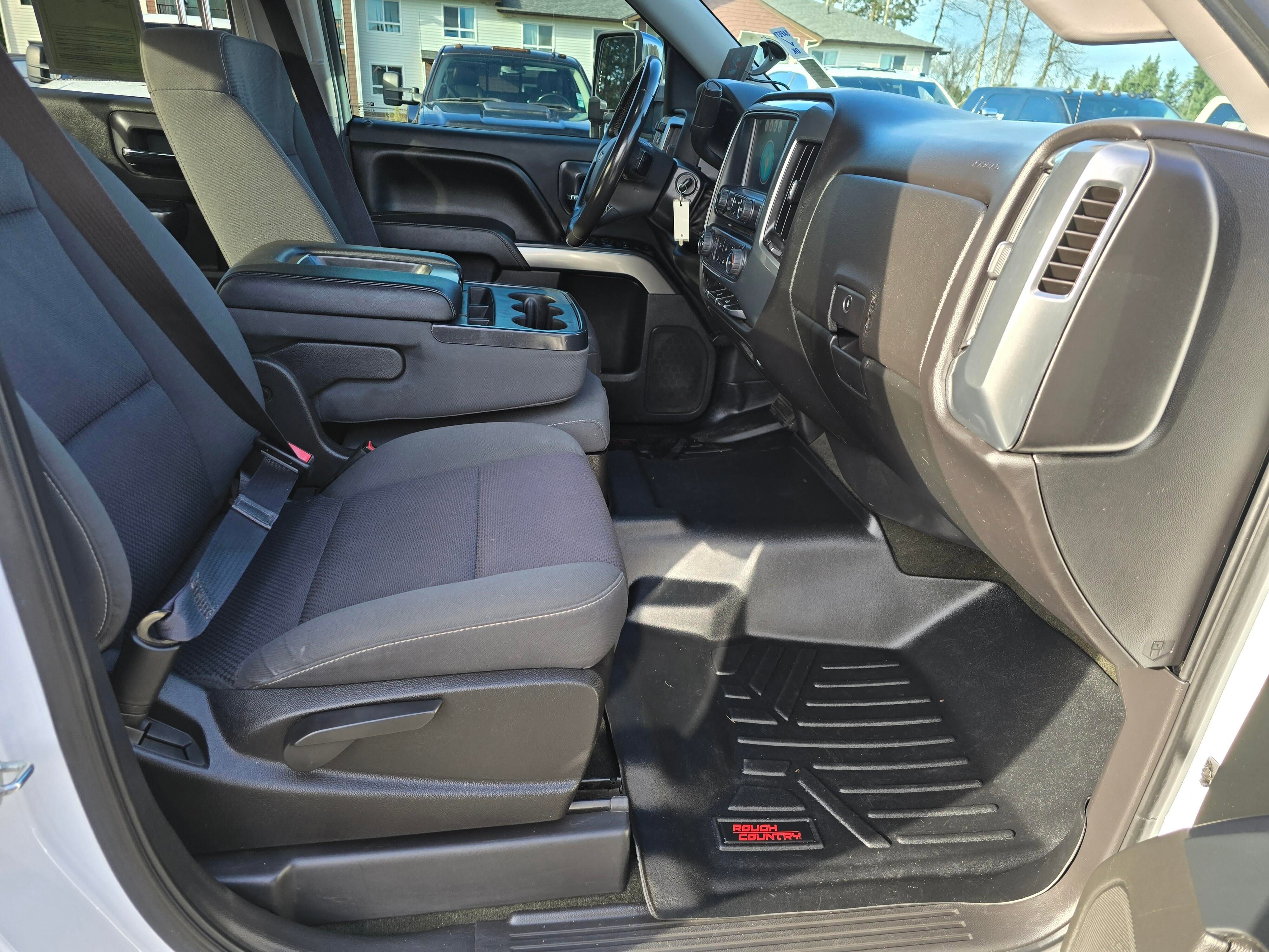 Used 2016 Chevrolet Silverado 1500 LT image 30