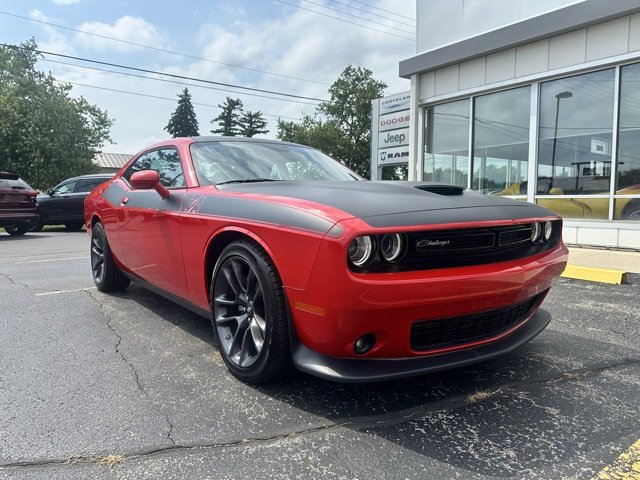 New 2023 Dodge Challenger R/T w/ T/A Package