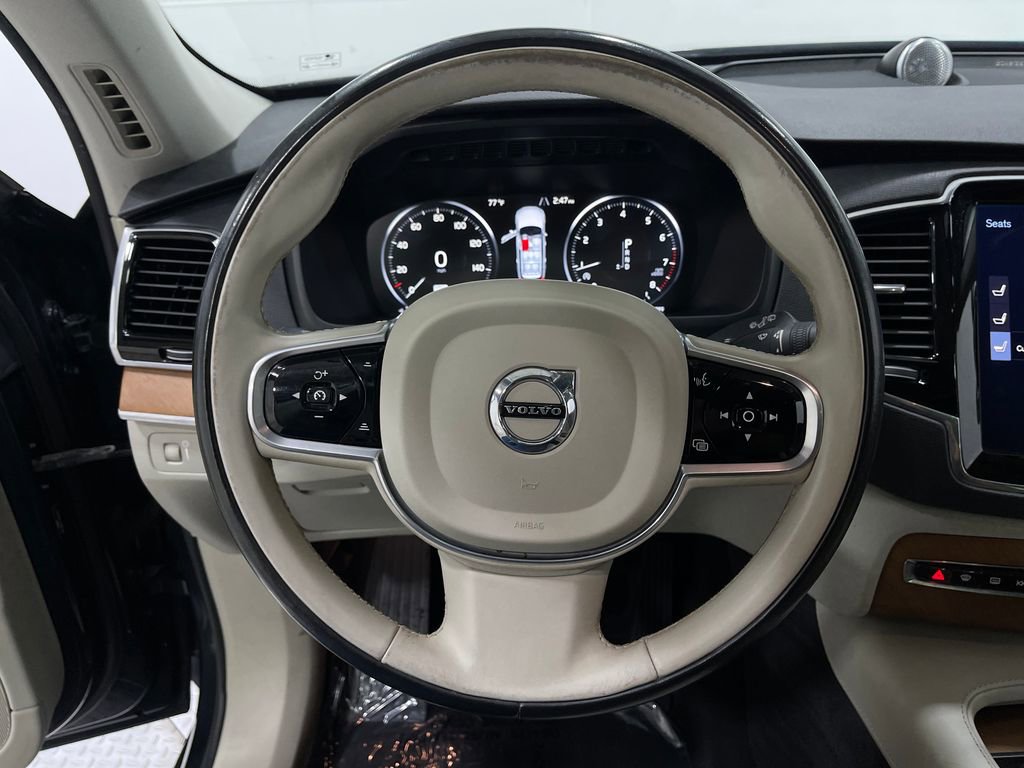Used 2017 Volvo XC90 T6 Inscription w/ Vision Package image 23