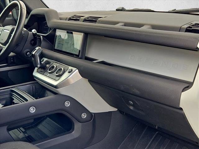 Used 2020 Land Rover Defender 110 SE AWD/4WD image 20