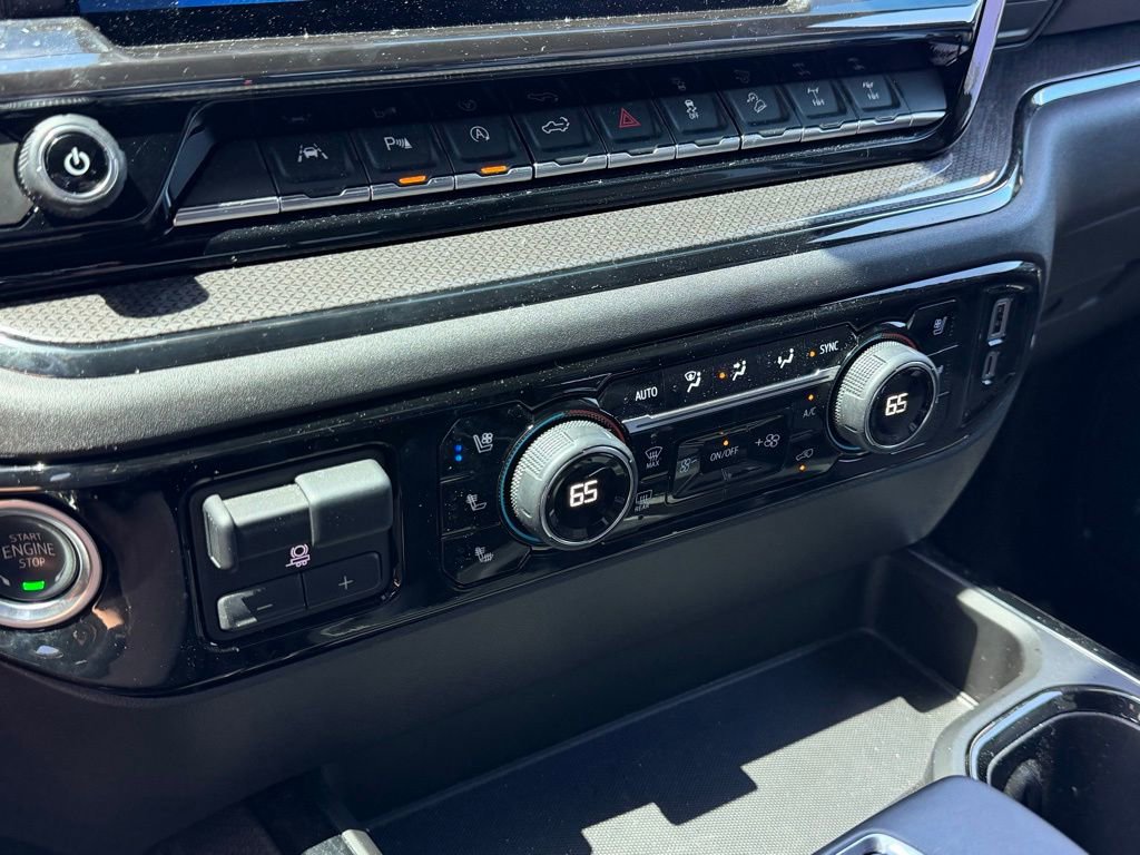 Used 2023 Chevrolet Silverado 1500 ZR2 image 19