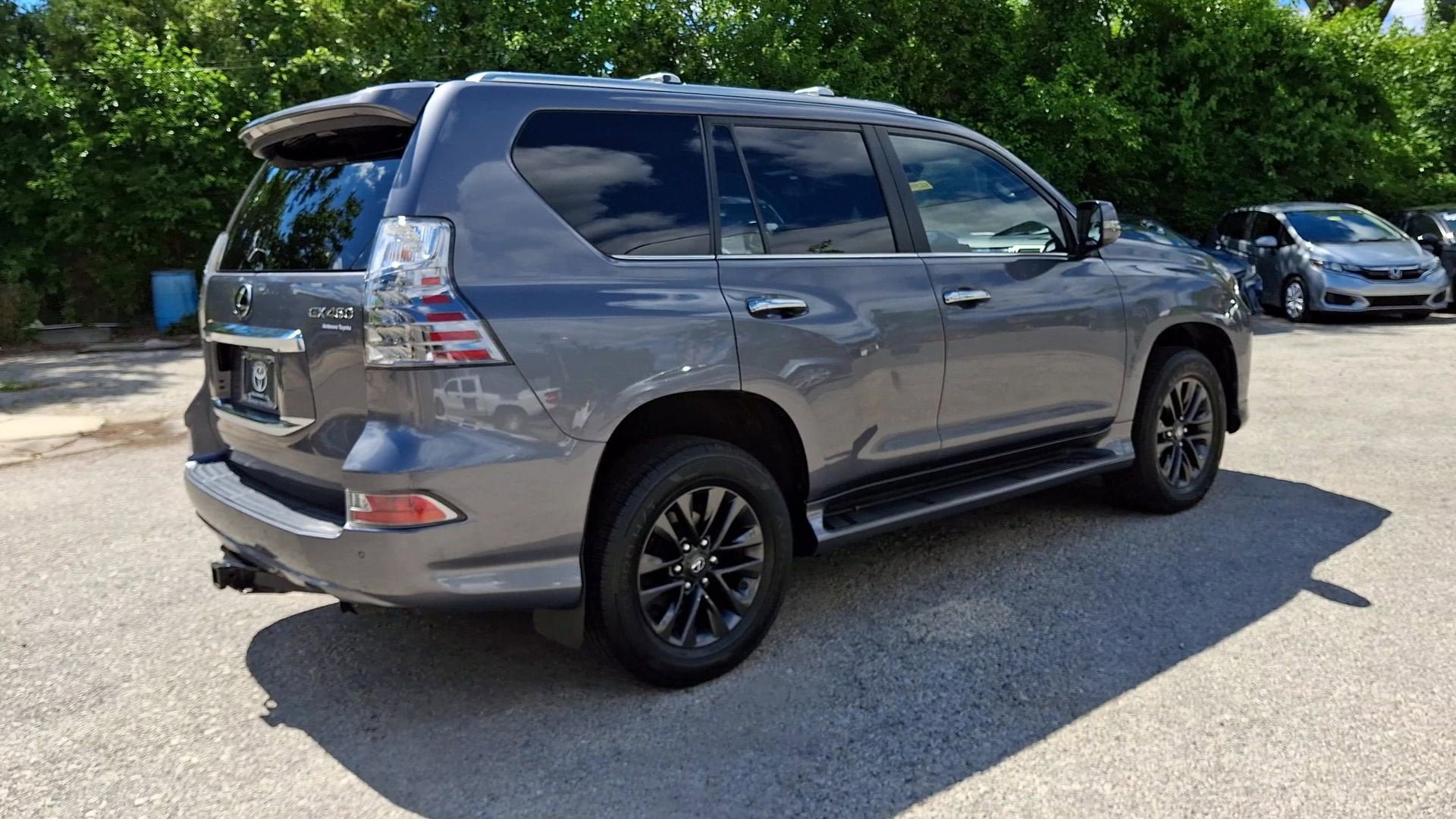 Used 2021 Lexus GX 460 Premium w/ Premium Package AWD/4WD image 4
