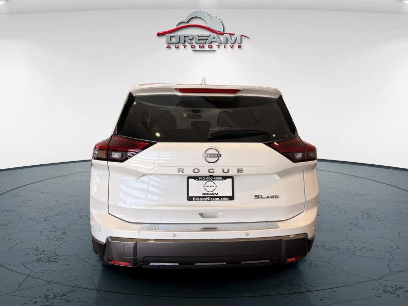 Used 2025 Nissan Rogue SL w/ SL Premium Package AWD/4WD image 20