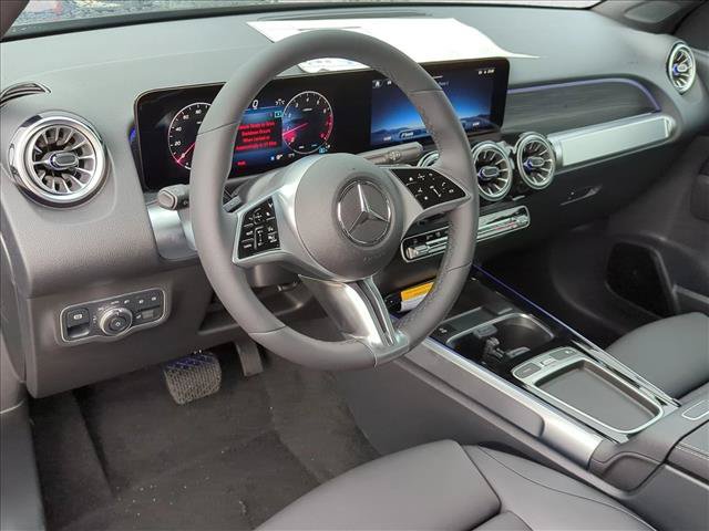 New 2026 Mercedes-Benz GLB 250 image 3