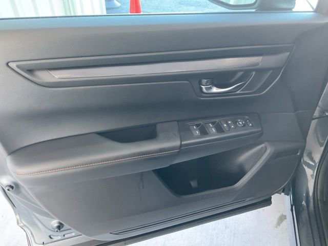 Used 2025 Honda CR-V Sport image 5
