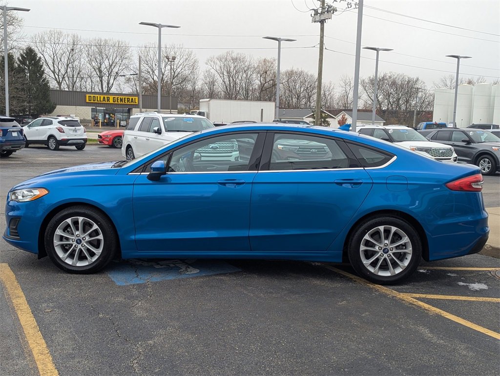 Used 2020 Ford Fusion SE image 6